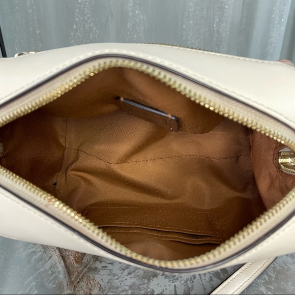 Coach Bennett Crossbody In Signature Canvas With Radial Rainbow F76628 - Picture 3 of 13